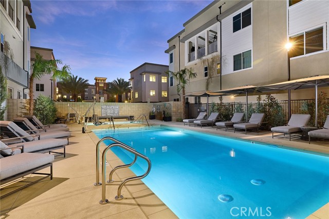 Detail Gallery Image 26 of 33 For 7251 Aura Cir, Huntington Beach,  CA 92647 - 4 Beds | 3/1 Baths