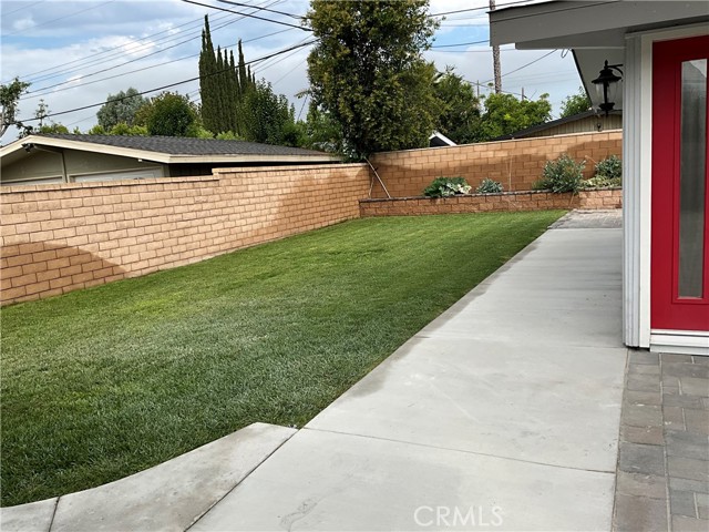 13031 Chaplet Place, Tustin CA: https://media.crmls.org/medias/3be56614-7895-4654-be98-bee5e1e2293a.jpg