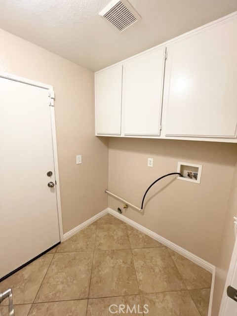 Detail Gallery Image 20 of 63 For 5220 Holstein Way, Jurupa Valley,  CA 92509 - 3 Beds | 2 Baths
