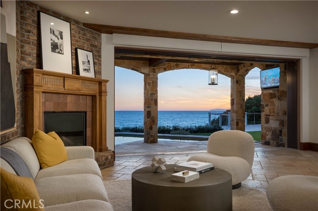 Detail Gallery Image 27 of 46 For 177 Shorecliff Rd, Corona Del Mar,  CA 92625 - 5 Beds | 5/5 Baths