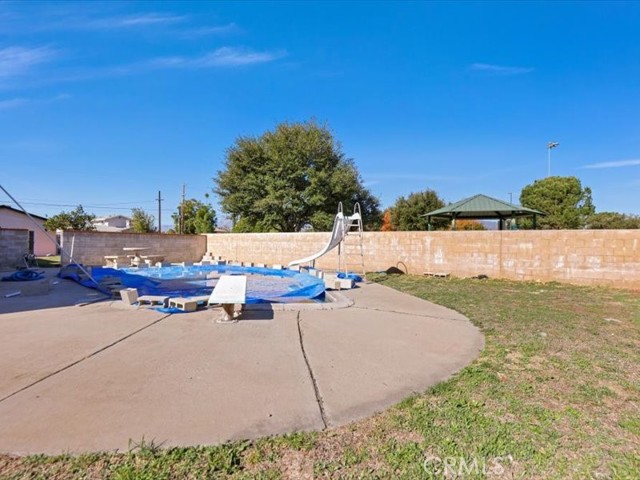 Detail Gallery Image 41 of 56 For 9607 Cypress, Fontana,  CA 92335 - 5 Beds | 5 Baths