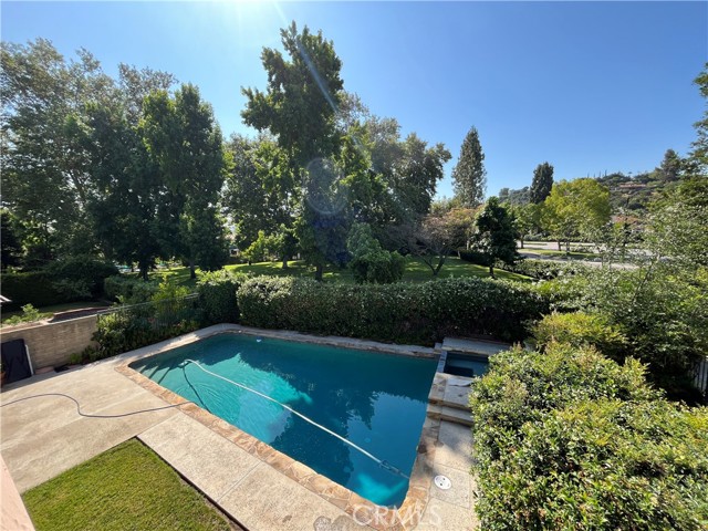 Detail Gallery Image 19 of 23 For 3804 Mainsail Cir, Westlake Village,  CA 91361 - 4 Beds | 2/1 Baths