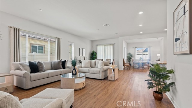 Detail Gallery Image 4 of 35 For 26694 Verdant, Menifee,  CA 92584 - 2 Beds | 2 Baths