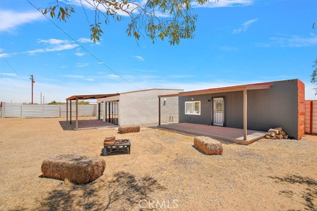 Detail Gallery Image 17 of 40 For 4984 1st St, Joshua Tree,  CA 92252 - 3 Beds | 2 Baths