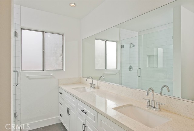 Detail Gallery Image 20 of 24 For 10257 Nevada Ave, Chatsworth,  CA 91311 - 3 Beds | 2/1 Baths