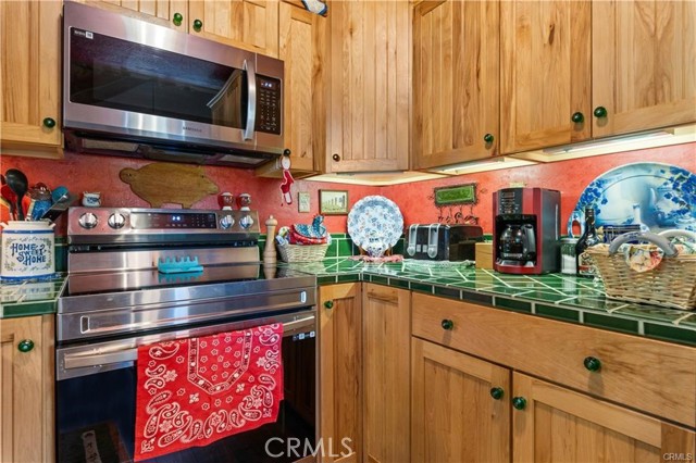 Detail Gallery Image 5 of 53 For 3062 Riviera Heights Dr, Kelseyville,  CA 95451 - 3 Beds | 2 Baths