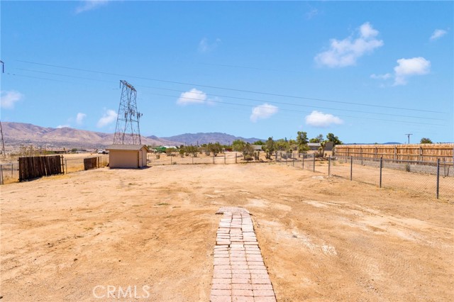 Detail Gallery Image 25 of 28 For 18509 Yuba St, Hesperia,  CA 92345 - 3 Beds | 2 Baths