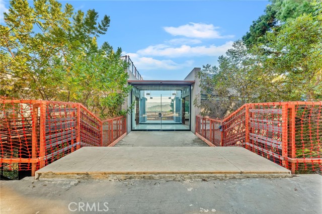 Detail Gallery Image 1 of 46 For 8896 Lookout Mountain Ave, Los Angeles,  CA 90046 - 4 Beds | 3/1 Baths