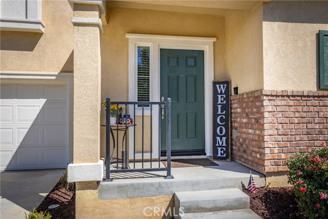 216 Colonial Drive, Calimesa CA: https://media.crmls.org/medias/3bedfb8d-7215-4515-8953-71fb35c7248f.jpg