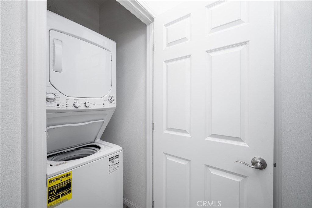 https://media.crmls.org/medias/3beea5cb-6b18-450b-8e0c-a7d894c80498.jpg?preset=X-Large