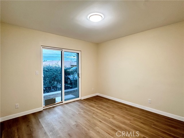 Detail Gallery Image 7 of 8 For 108 S Lindsay St #B,  Lake Elsinore,  CA 92530 - 2 Beds | 2 Baths