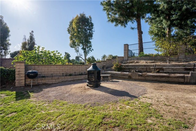 outdoor fire area, great for making smores