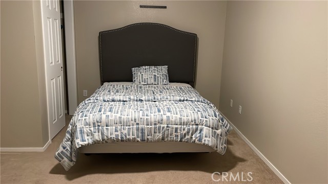 Detail Gallery Image 12 of 22 For 612 W Packwood, Visalia,  CA 93277 - 5 Beds | 3/1 Baths