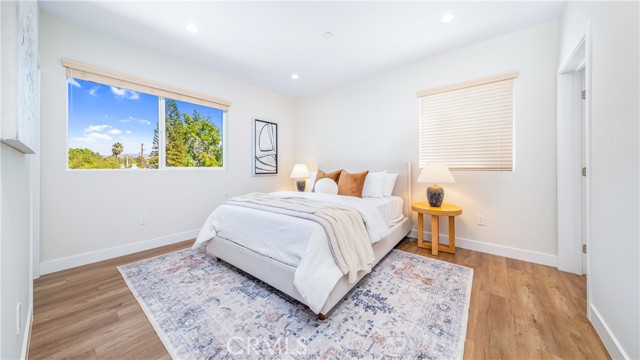 Detail Gallery Image 19 of 26 For 17154 Chatsworth St #4,  Granada Hills,  CA 91344 - 3 Beds | 2/1 Baths