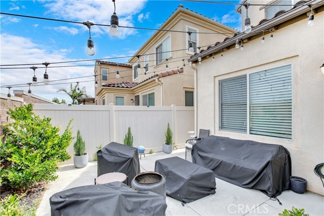 15730 Moonflower Avenue, Chino CA: https://media.crmls.org/medias/3bf2b3f5-2c9c-477f-8b19-165cc02daa99.jpg