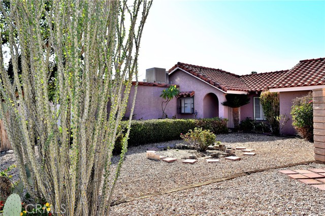 Detail Gallery Image 24 of 34 For 64664 Vardon Court, Desert Hot Springs,  CA 92240 - 3 Beds | 2/1 Baths