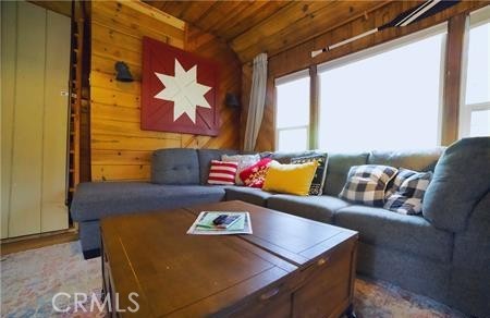 Detail Gallery Image 5 of 25 For 382 Knight, Big Bear Lake,  CA 92315 - 2 Beds | 2 Baths