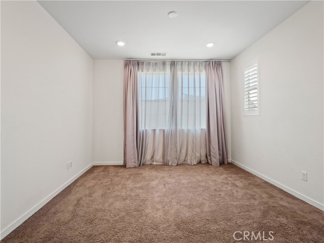 Detail Gallery Image 23 of 41 For 27148 Valley Oak Pl, Valencia,  CA 91381 - 4 Beds | 4 Baths