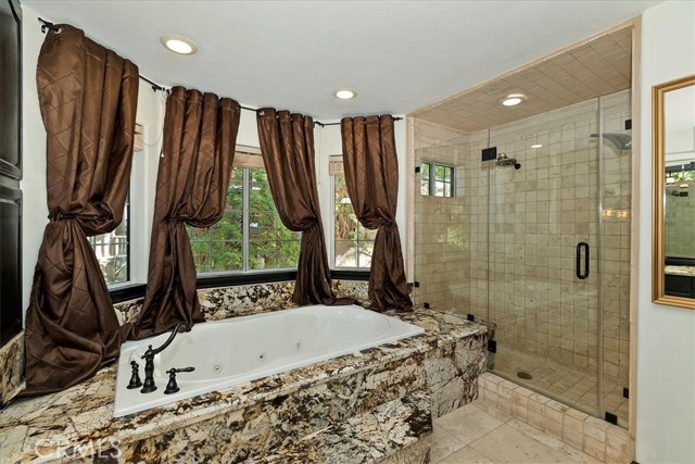 Detail Gallery Image 24 of 42 For 24048 Altdorf, Crestline,  CA 92325 - 3 Beds | 3/1 Baths