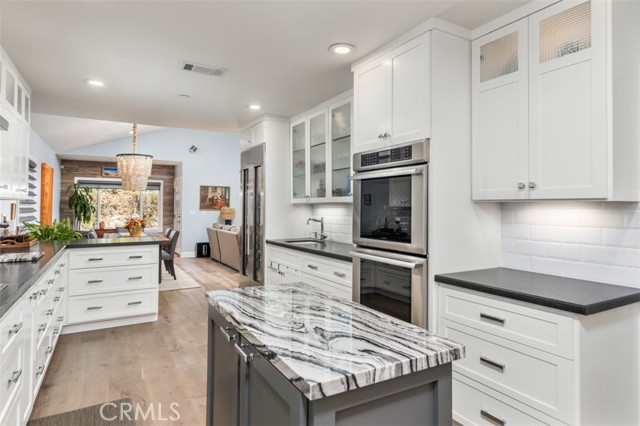 732 36th Street, Manhattan Beach, California 90266, 4 Bedrooms Bedrooms, ,3 BathroomsBathrooms,Residential,Sold,36th,SB21235456