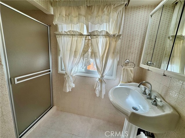 Detail Gallery Image 14 of 17 For 2202 W 180th St, Torrance,  CA 90504 - 3 Beds | 2 Baths