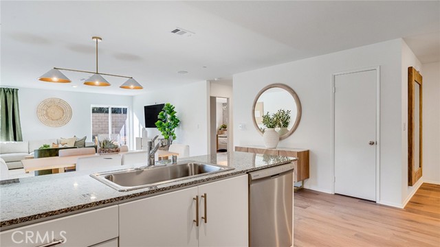 Detail Gallery Image 2 of 17 For 7551 Drexel Ave, Hesperia,  CA 92345 - 3 Beds | 2 Baths