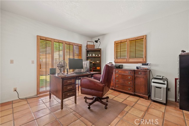 29034 Sheridan Road, Castaic CA: https://media.crmls.org/medias/3bf5f8f7-1f7a-4666-a5f7-d8110f13f7a7.jpg