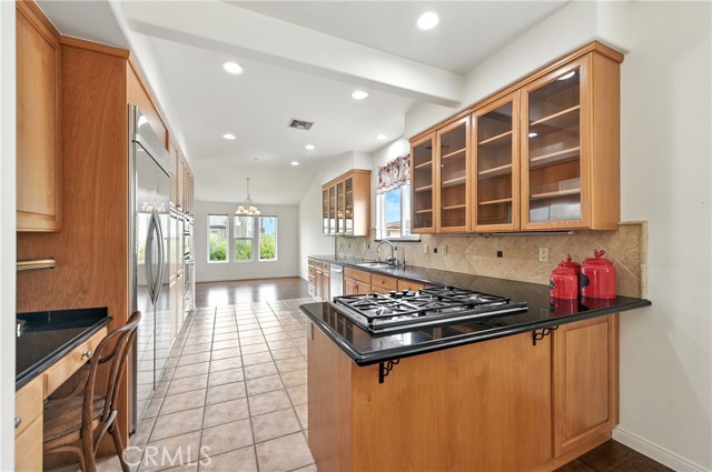4931 Shoreline Way, Oxnard CA: https://media.crmls.org/medias/3bf61e1d-87fa-427d-ae26-3098b5b56c7c.jpg