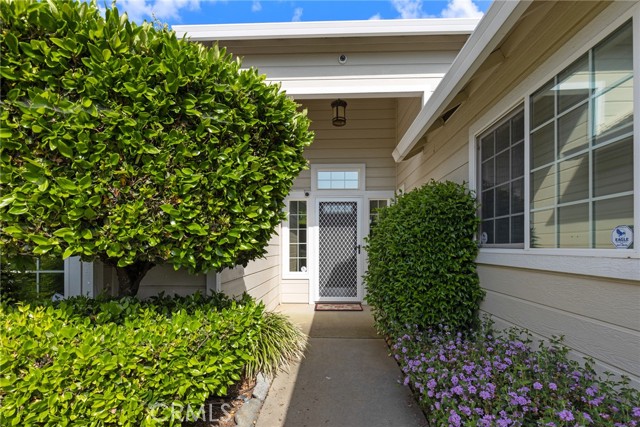 Detail Gallery Image 4 of 37 For 3043 Ceanothus Ave, Chico,  CA 95973 - 4 Beds | 2/1 Baths