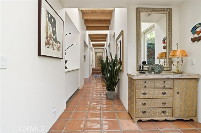 Detail Gallery Image 8 of 44 For 860 Skyline Dr, San Luis Obispo,  CA 93405 - 3 Beds | 3/1 Baths