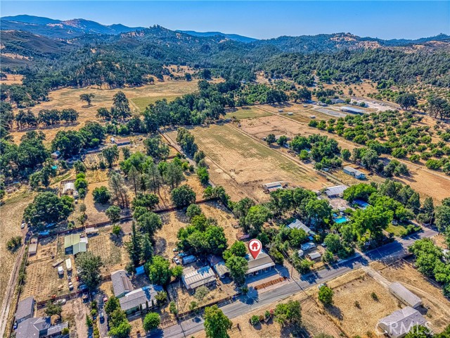 9742 Bonham Road, Lower Lake CA: https://media.crmls.org/medias/3bf91740-b9dc-47d9-a8a7-fd41897ad0e7.jpg