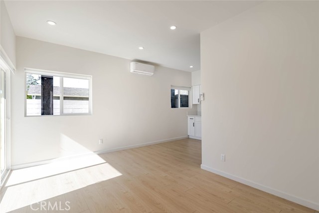 Detail Gallery Image 7 of 22 For 16699 Mckeever St, Granada Hills,  CA 91344 - 3 Beds | 2 Baths