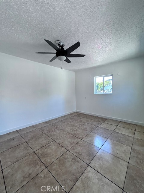 1728 W 55th Street, Los Angeles CA: https://media.crmls.org/medias/3bfaa33d-7aa6-4c12-8f0f-920d688dc293.jpg