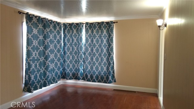 front picture window