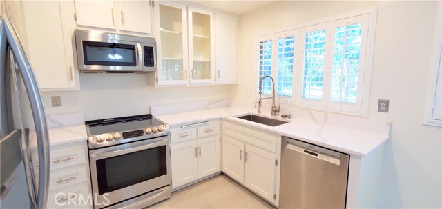 Detail Gallery Image 5 of 26 For 960 E Bonita Ave #58,  Pomona,  CA 91767 - 2 Beds | 2 Baths