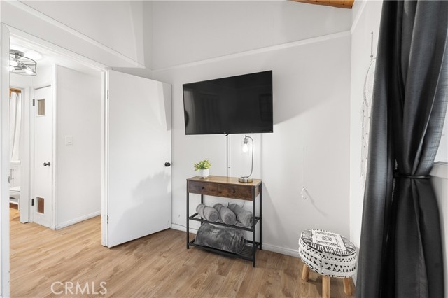 Detail Gallery Image 17 of 38 For 42540 Cedar Ave, Big Bear Lake,  CA 92315 - 2 Beds | 1 Baths