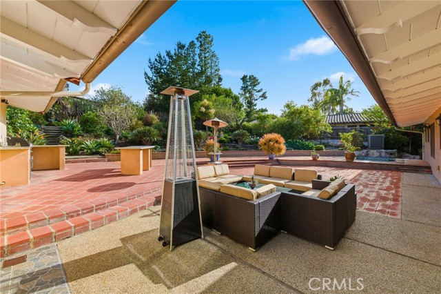 1400 Via Arco, Palos Verdes Estates, California 90274, 4 Bedrooms Bedrooms, ,1 BathroomBathrooms,Residential,For Sale,Via Arco,PV26073869