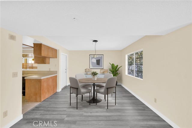519 Sefton Avenue, Monterey Park CA: https://media.crmls.org/medias/3bfd1ca5-9553-4dea-a104-3777dc8a5e08.jpg