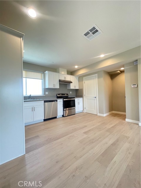 Detail Gallery Image 14 of 31 For 4251 E Live Oak Ave #8,  Arcadia,  CA 91006 - 3 Beds | 3/1 Baths