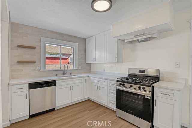 Detail Gallery Image 8 of 26 For 2947 West Bld, Los Angeles,  CA 90016 - 9 Beds | 6 Baths