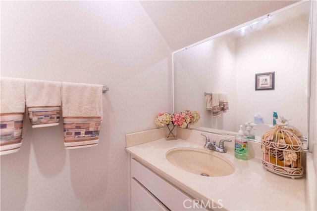 1363 San Simeon Court, Ventura CA: https://media.crmls.org/medias/3bfe14a9-32d7-47f9-ae1a-aea7431f89a3.jpg