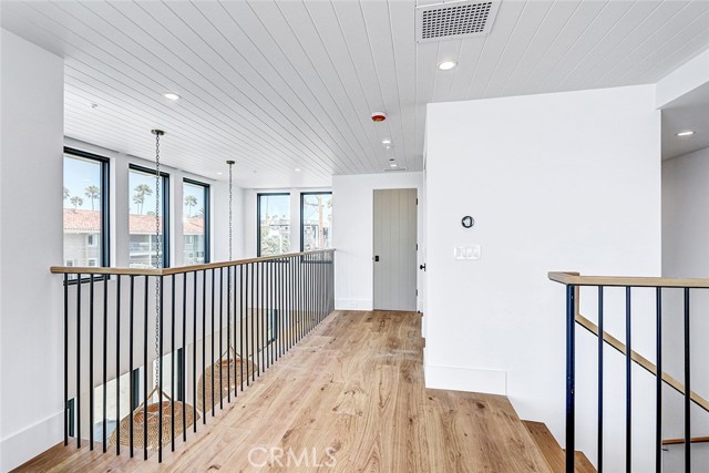 1400 Esplanade, Redondo Beach, California 90277, 4 Bedrooms Bedrooms, 0 ,4 BathroomsBathrooms,Residential,For Sale,Esplanade,0,SB26127556