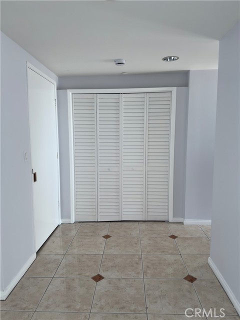 850 E Ocean Boulevard, Long Beach CA: https://media.crmls.org/medias/3c01299b-8f14-4f97-bd63-c93a9d778fa9.jpg