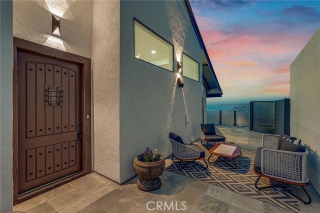 Detail Gallery Image 20 of 36 For 7655 Caminito Avola, La Jolla,  CA 92037 - 4 Beds | 2/1 Baths