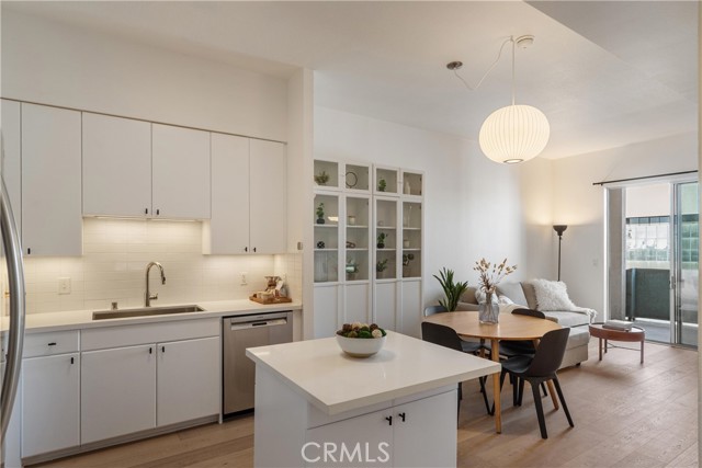 Front Image Thumbnail for CRRS25270468