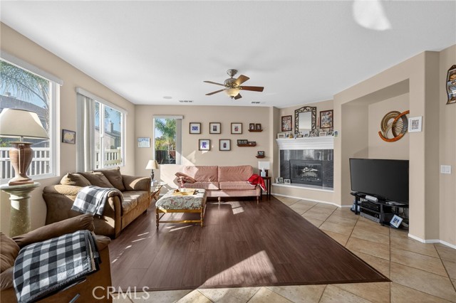 Detail Gallery Image 17 of 52 For 39823 Payton Ct, Murrieta,  CA 92563 - 5 Beds | 3 Baths