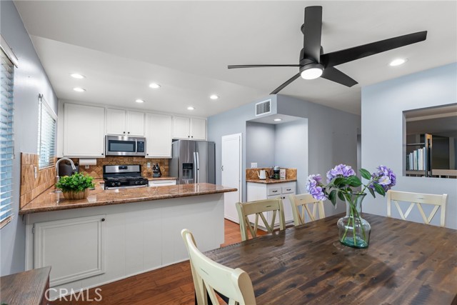 6145 Shoup Avenue, 50 photo 13