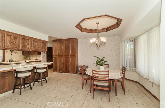 Detail Gallery Image 14 of 50 For 7355 N Pacific Ave, Fresno,  CA 93711 - 4 Beds | 3 Baths