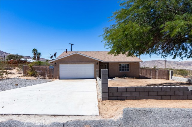 6548 Quail Spring Avenue, 29 Palms CA: https://media.crmls.org/medias/3c036b3c-cd1a-42cc-bfc0-67c225cbbb75.jpg