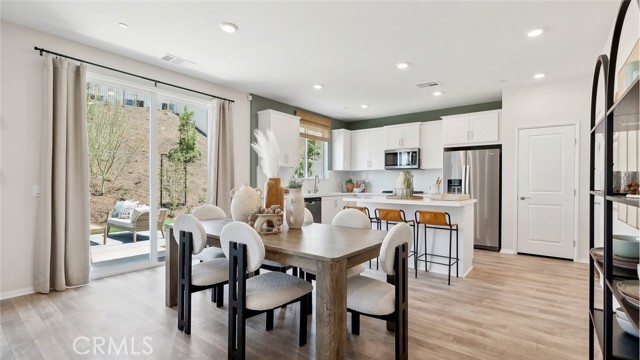 26185 Moorpark Court, Corona CA: https://media.crmls.org/medias/3c03b34b-9786-4c97-8b2e-3459c5065b58.jpg